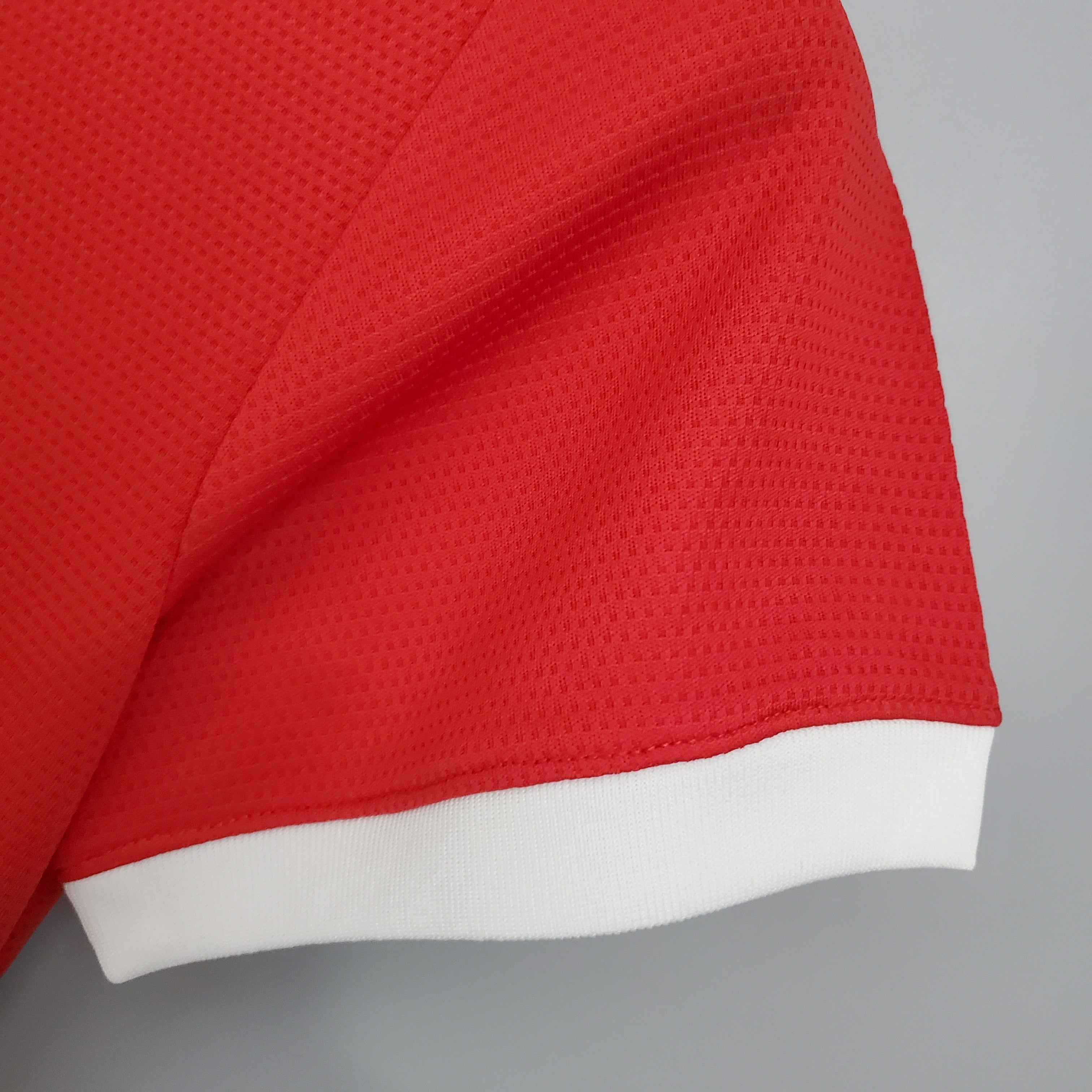 Camisa Manchester United Titular 22/23 - Versão Mujer
