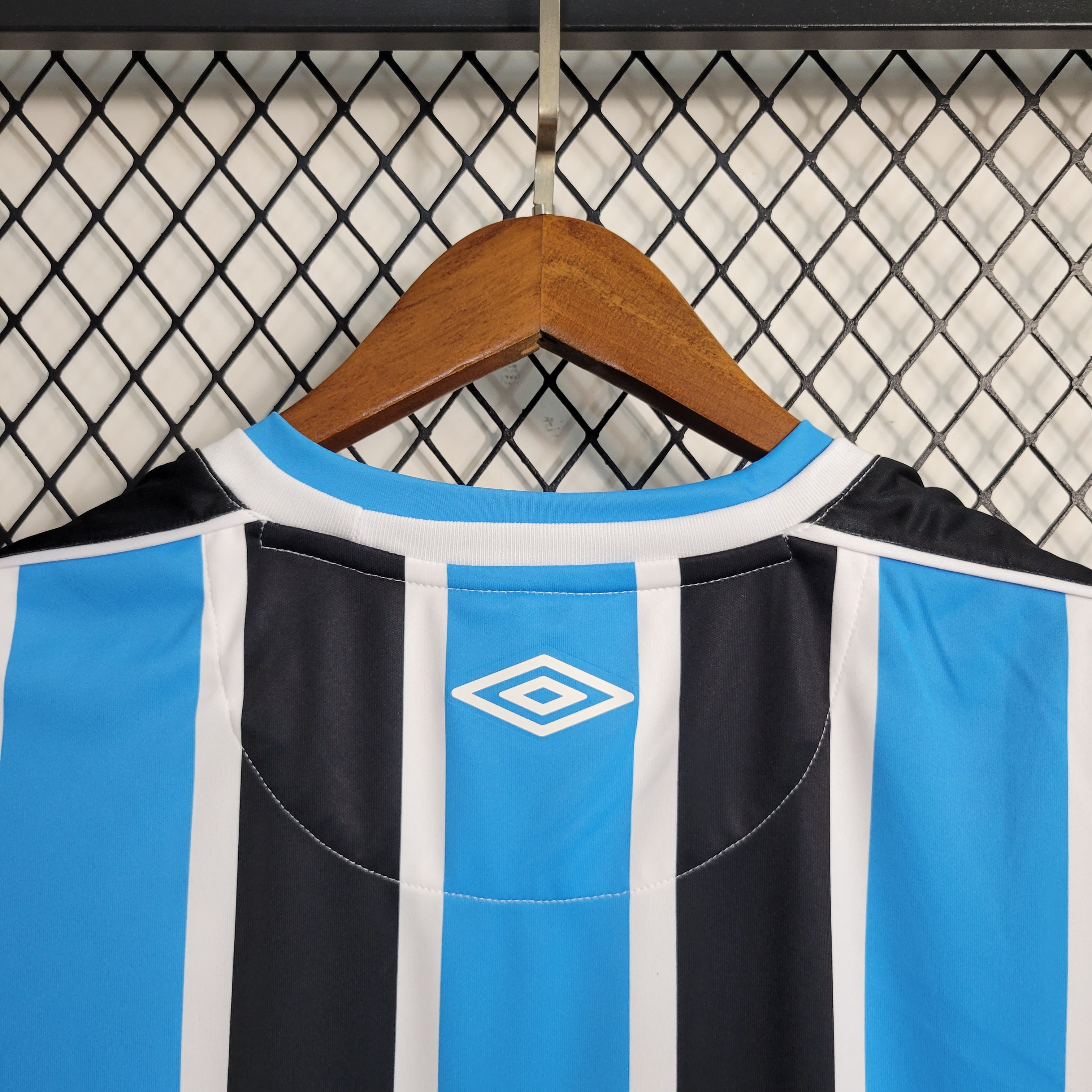 Camisa Grêmio Home 23/24 - Umbro Hombre | Versión Aficionado - Lançamento