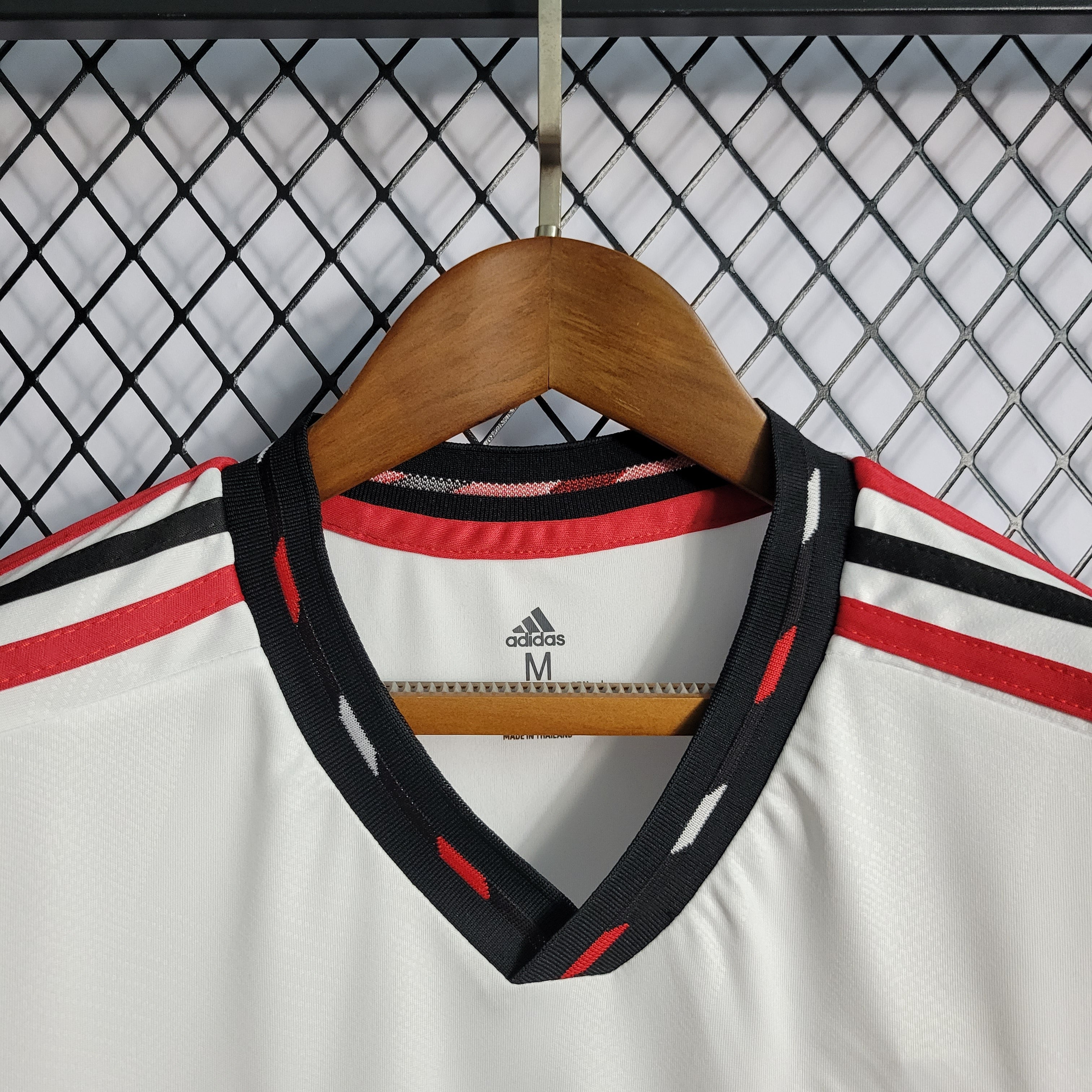 Camisa Manchester United Reserva 22/23 - Versão Mujer