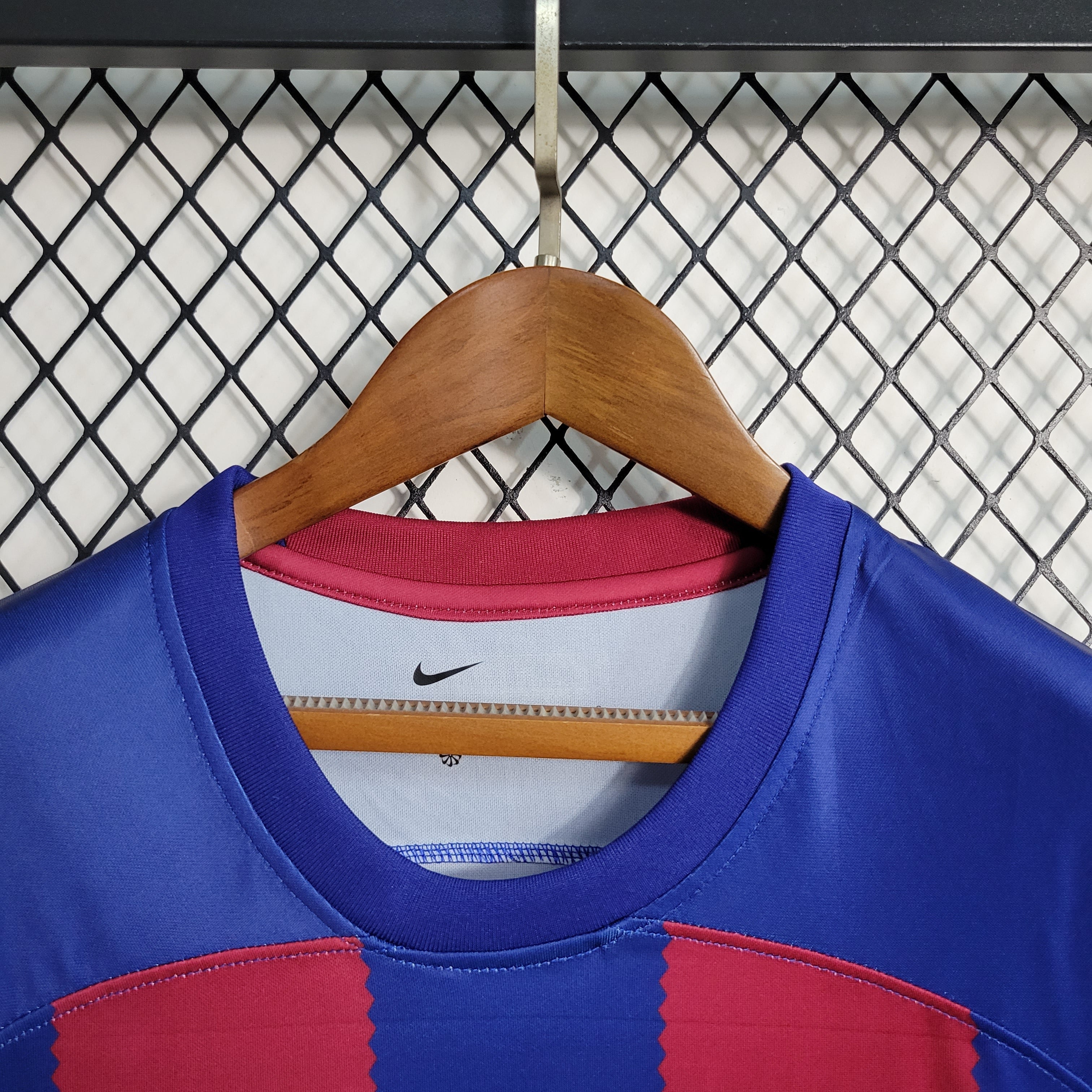 Camisa Barcelona Home 23/24 - Nike Mujer