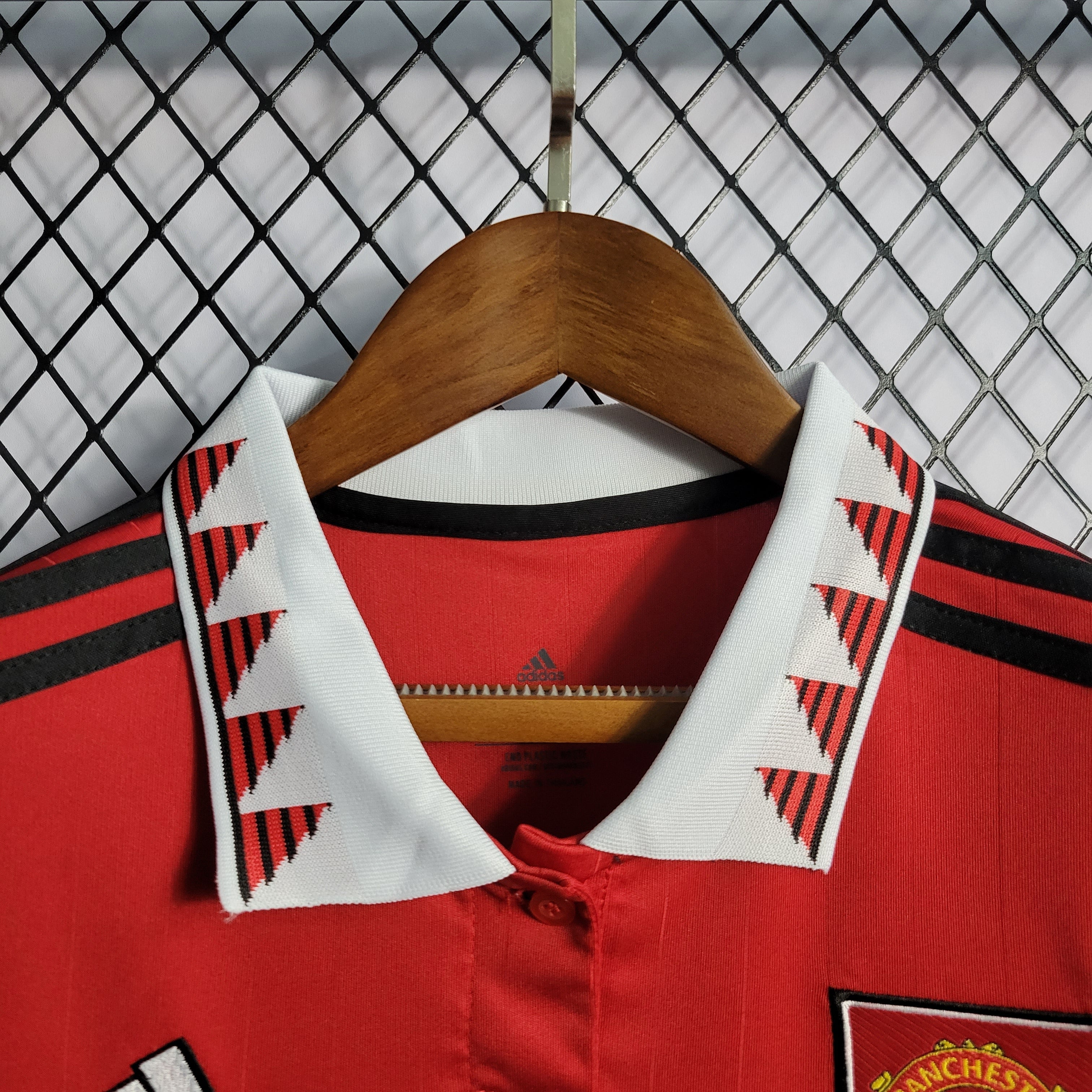 Camisa Manchester United Titular 22/23 - Versão Mujer