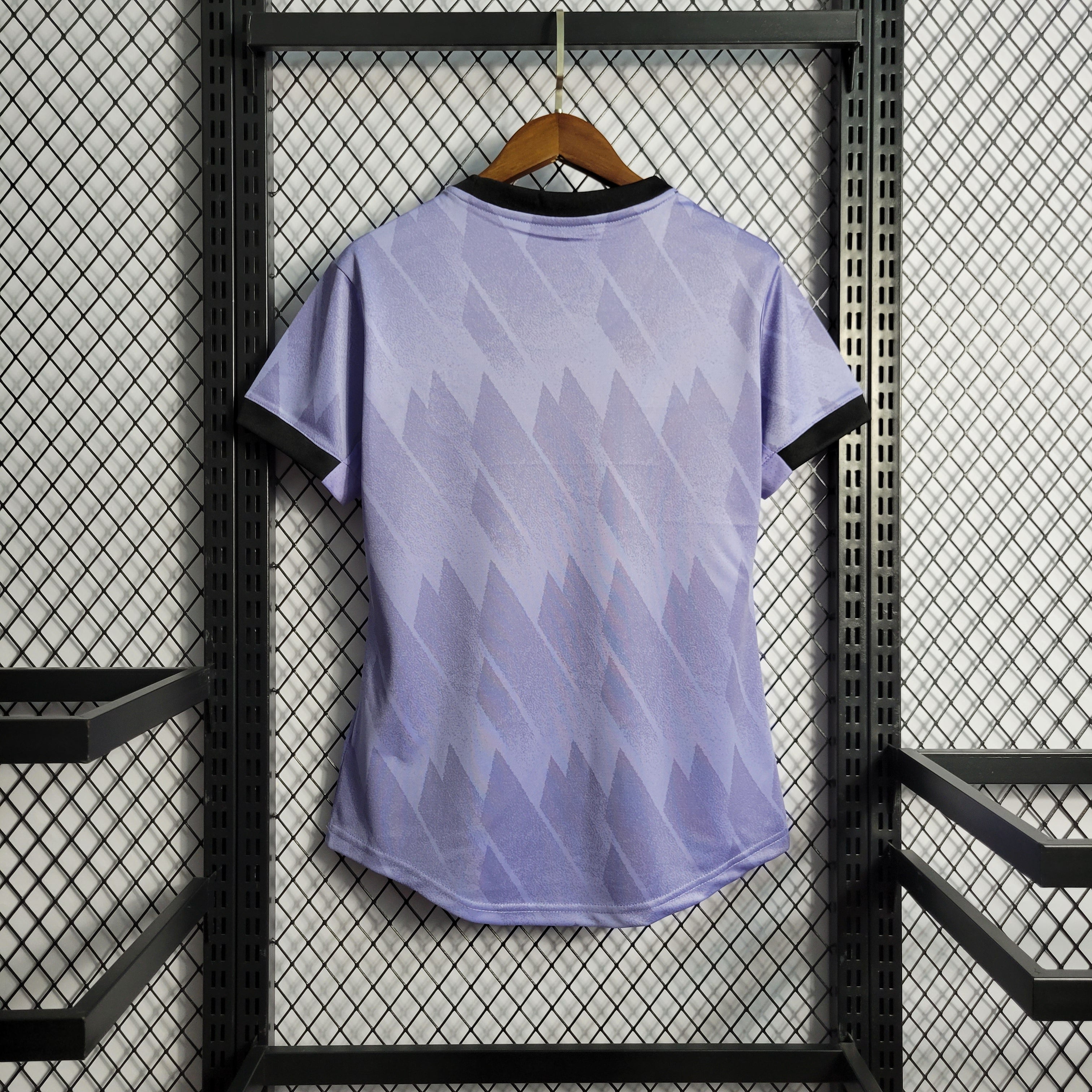 Camisa Real Madrid Reserva 22/23 - Versão Mujer