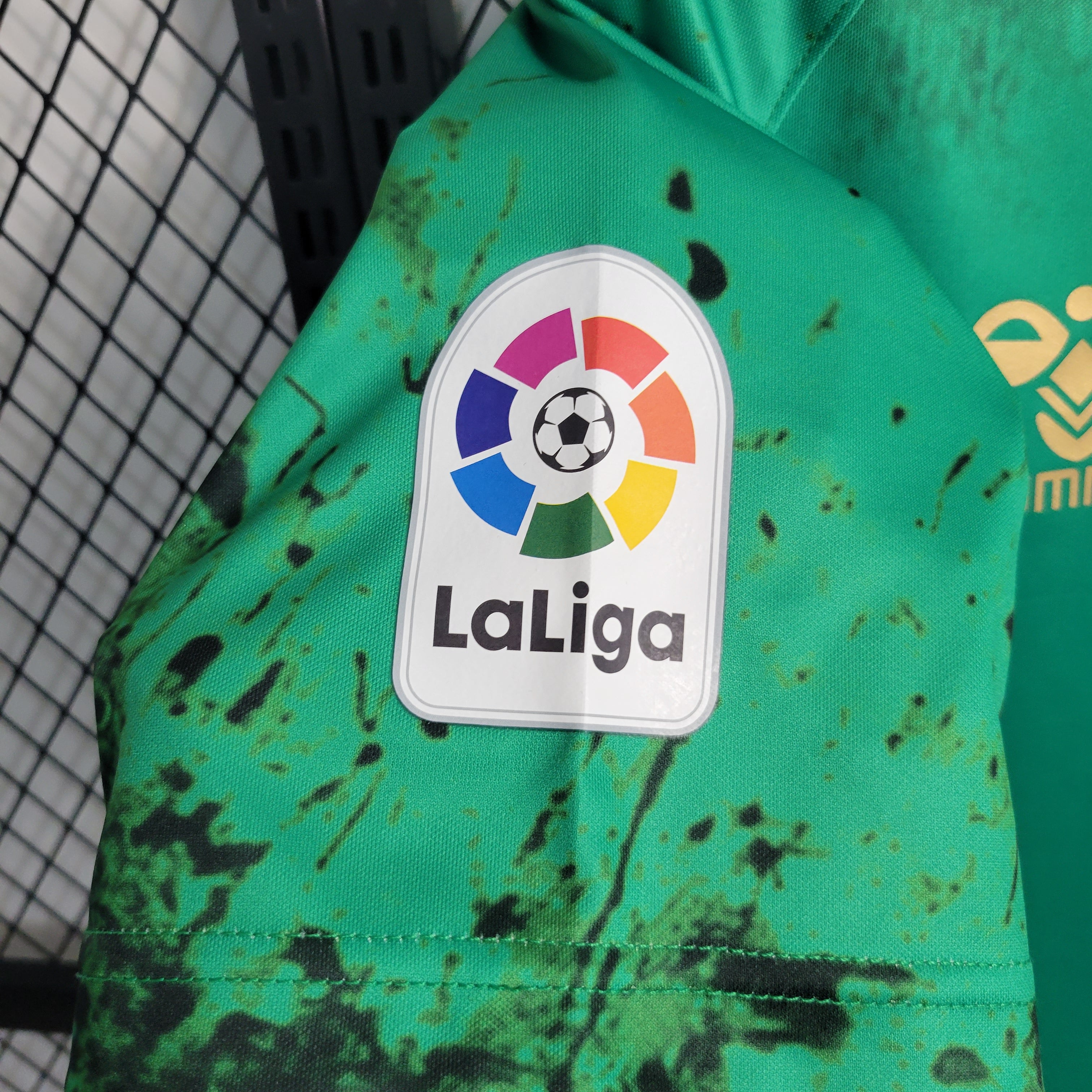 Camisa Real Betis Home 23/24 - Hummel Hombre | Versión Aficionado - Lançamento